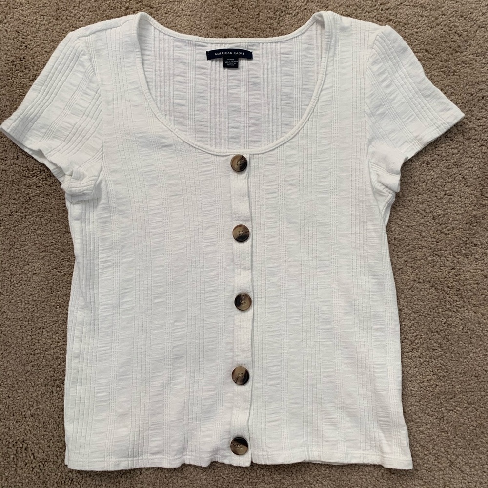scoop neck with buttons